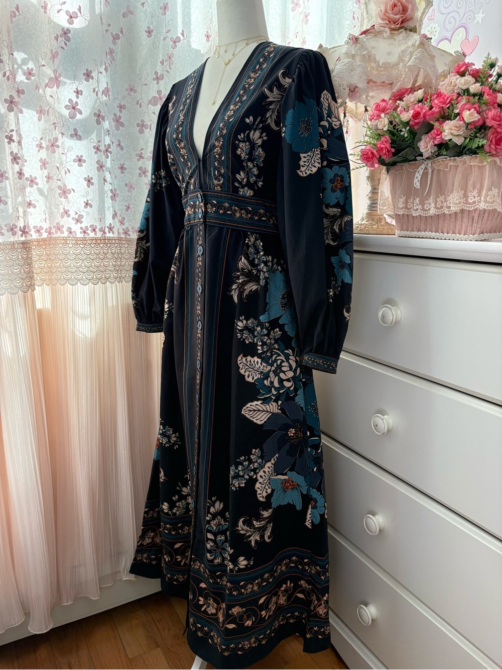 Farm Rio Blossom Tapestry Black Midi Dress - Picture 6 of 10